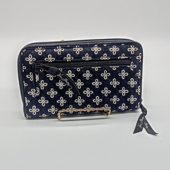 Vera Bradley Mini Concerto Turn Lock Wallet - Picture 2 of 5